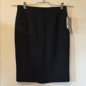 Liz Claiborne lined black pencil skirt back zip and slit size 12 petite tags on